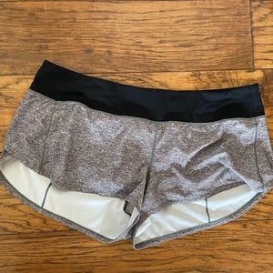 Lululemon Speed Up Mid-Rise Short 4"